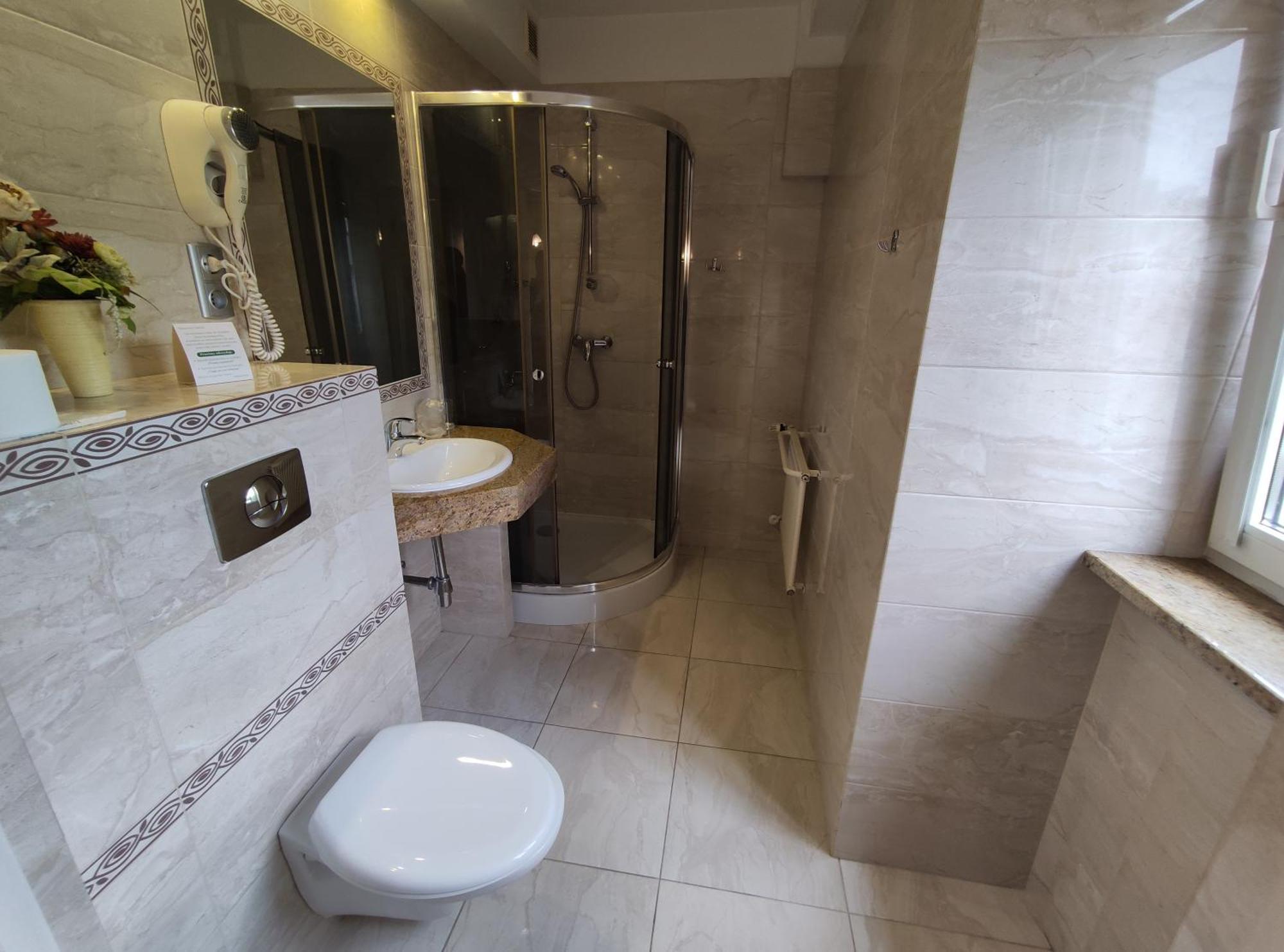 Hotel Atena Slupsk Luaran gambar