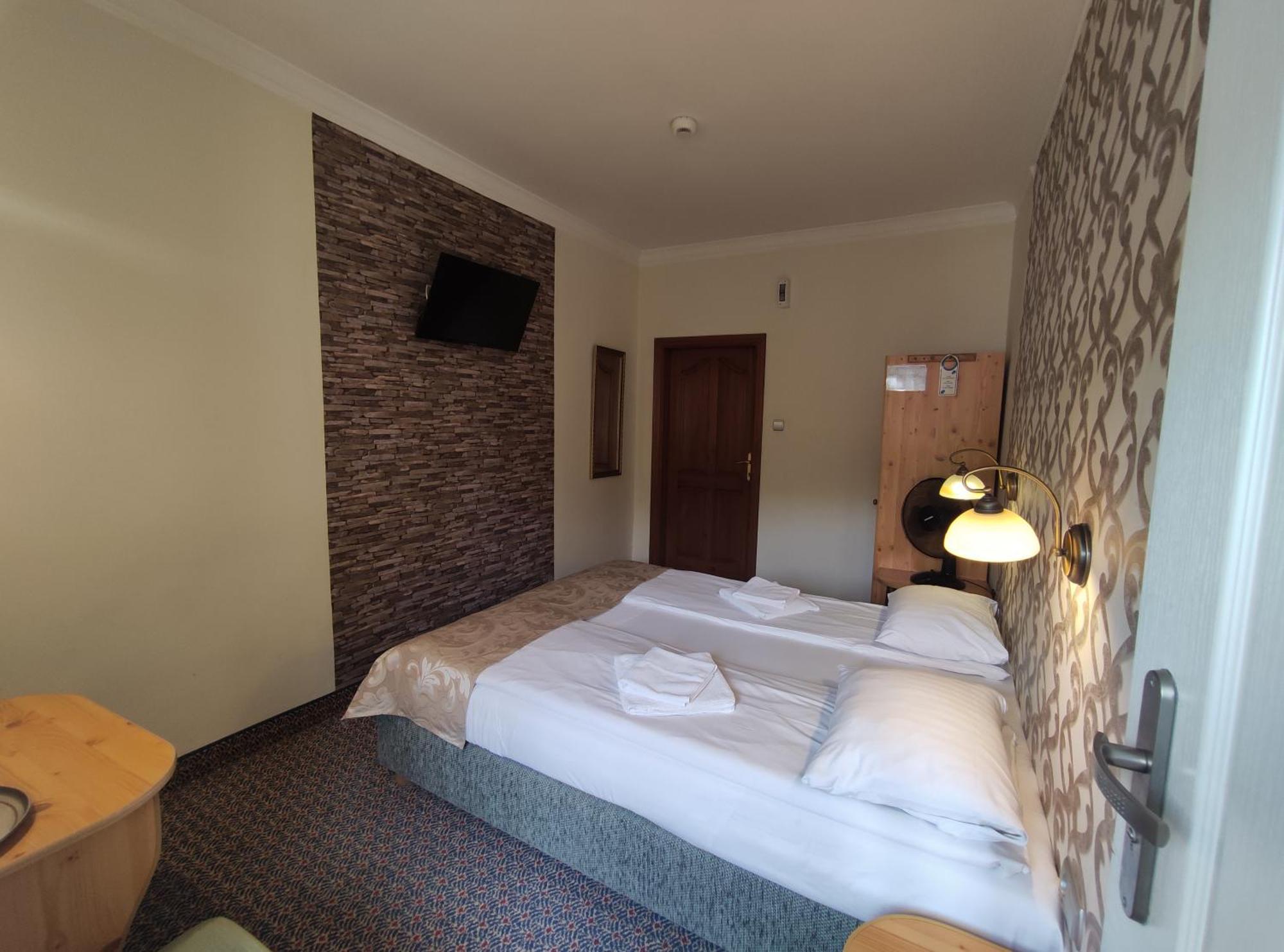 Hotel Atena Slupsk Luaran gambar