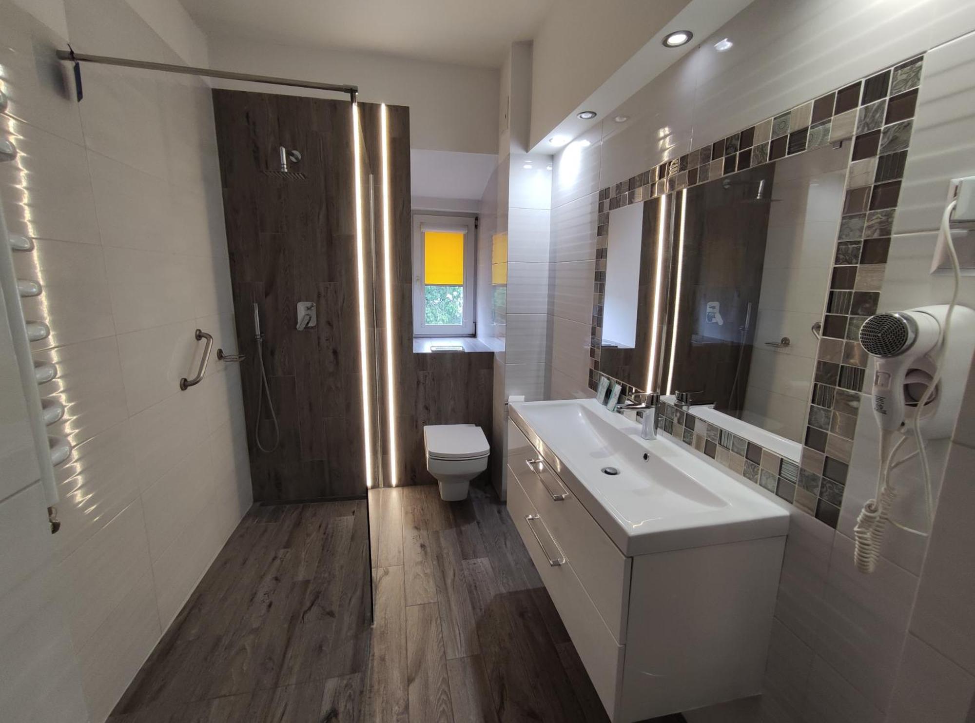 Hotel Atena Slupsk Luaran gambar