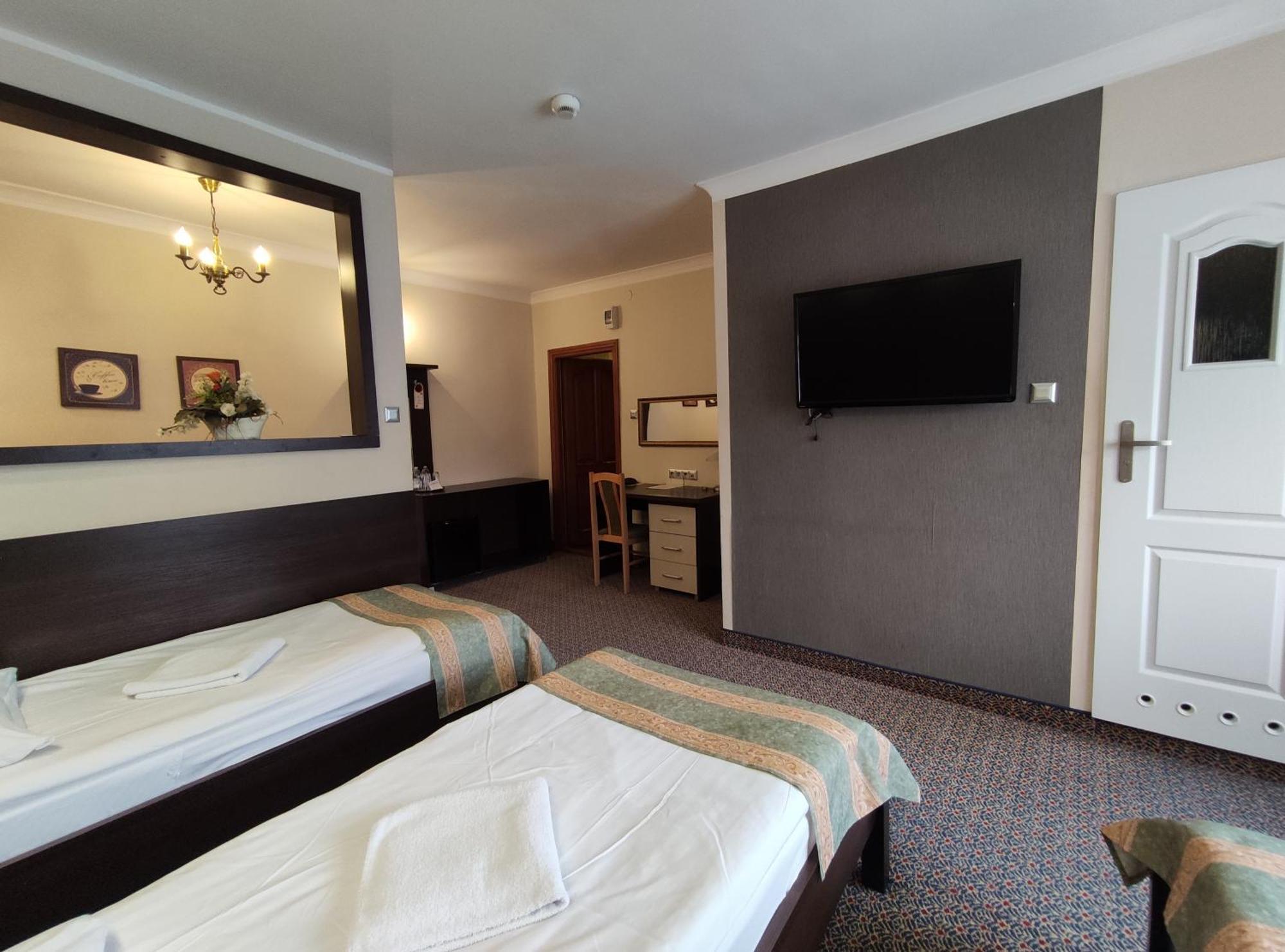 Hotel Atena Slupsk Luaran gambar