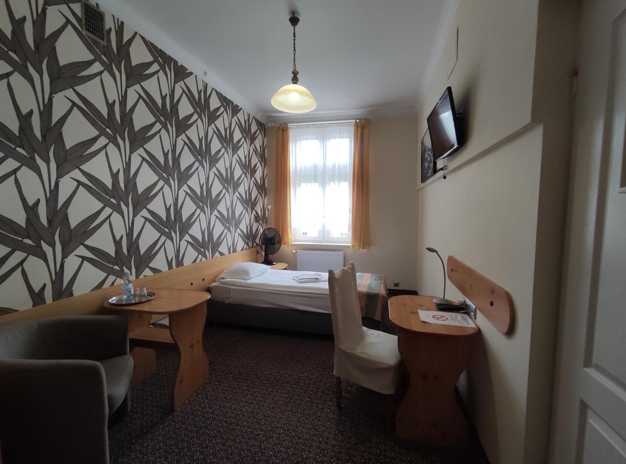 Hotel Atena Slupsk Luaran gambar