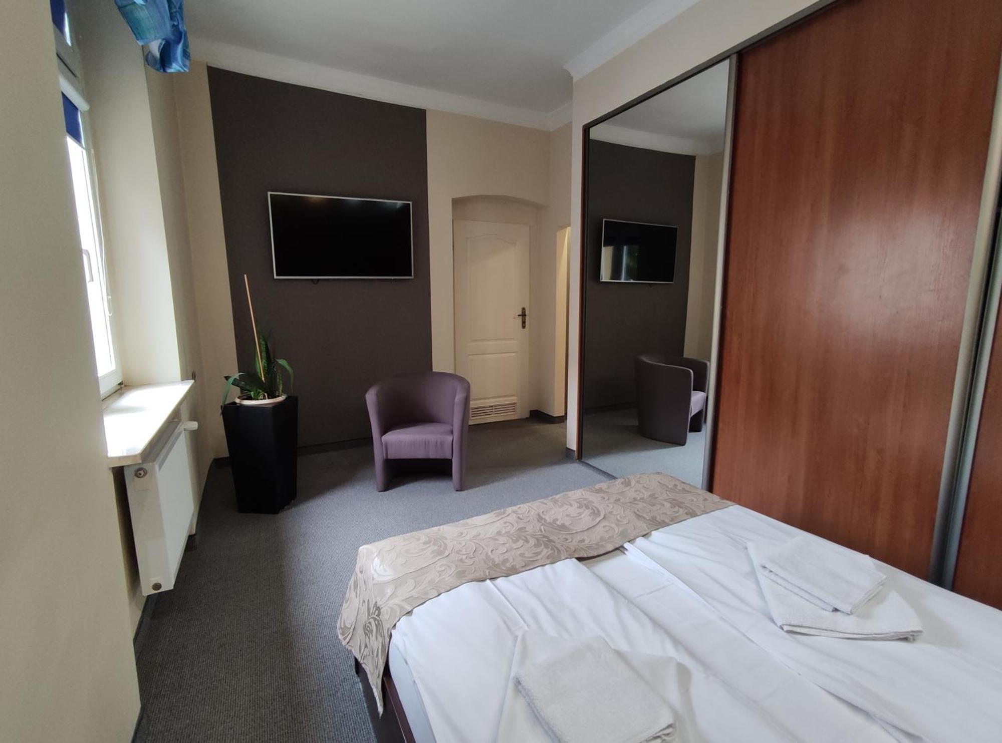 Hotel Atena Slupsk Luaran gambar