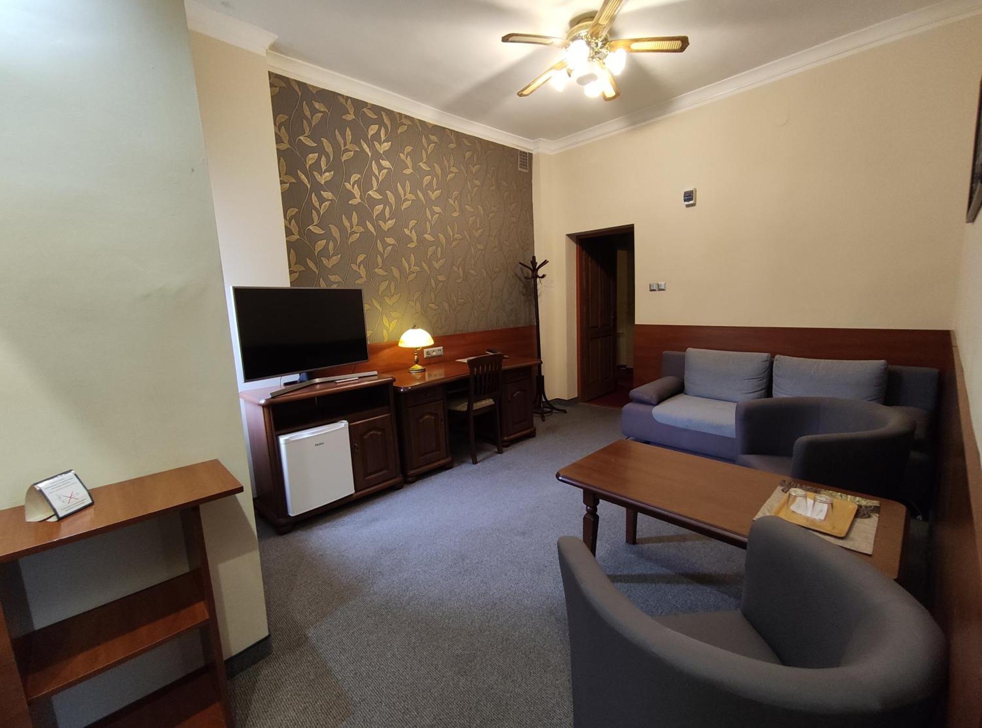 Hotel Atena Slupsk Luaran gambar